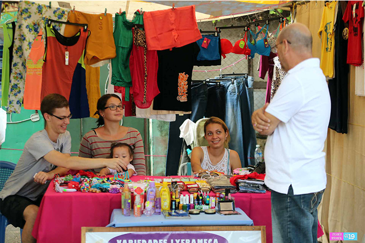 Nindirí celebra con ferias y juegos tradicionales a la abuelita Santa Ana