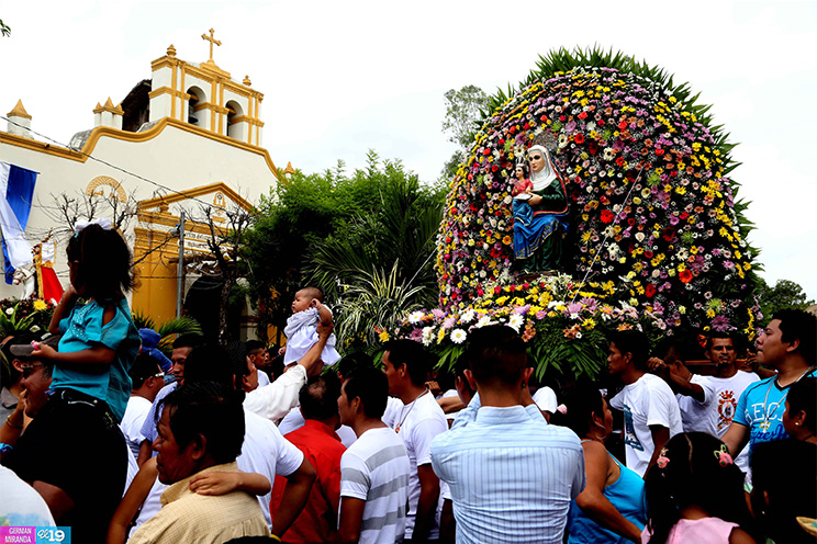 Nindirí celebra las fiestas de Santa Ana