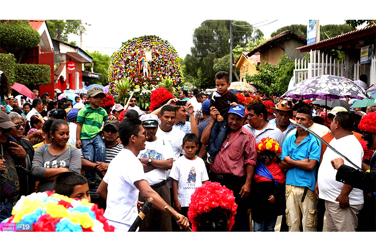 Nindirí celebra las fiestas de Santa Ana