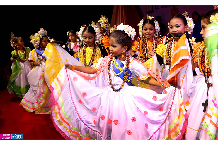 Eligen a la india chiquita de las fiestas de Santo Domingo de Guzmán