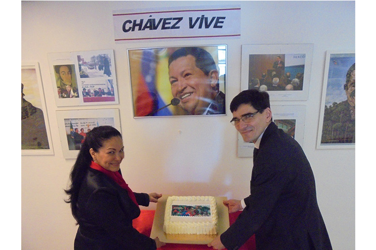 Conmemoran en Finlandia natalicio del Comandante Eterno Hugo Chávez Frías