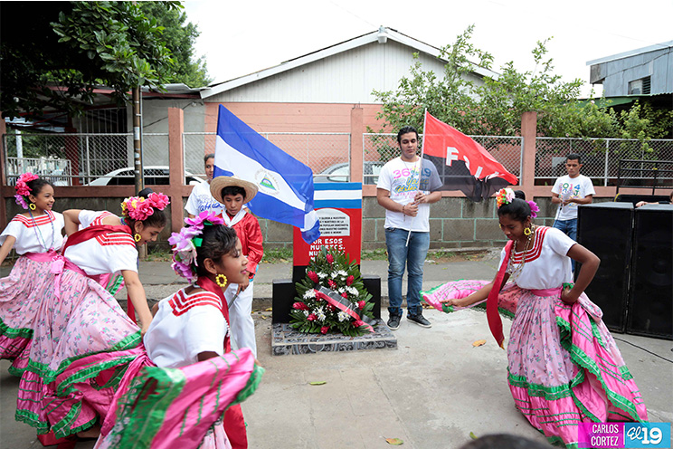 Honor y gloria a héroes y mártires de la Colonia Maestro Gabriel