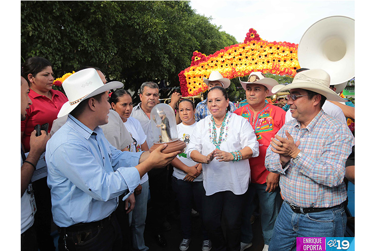 Barco de Santo Domingo listo para las festividades de la capital