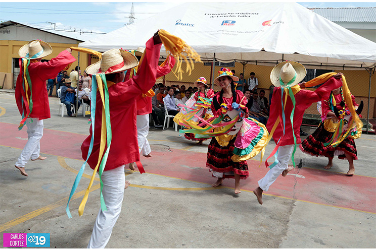 Centro Tecnológico de Acahualinca celebra Primera Promoción de Maestros de Obras