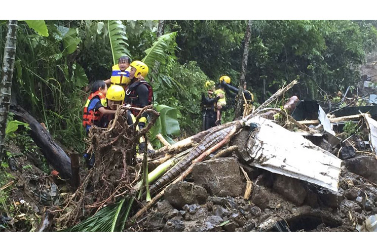 El tifón Soudelor avanza hacia China tras dejar cinco muertos en Taiwán