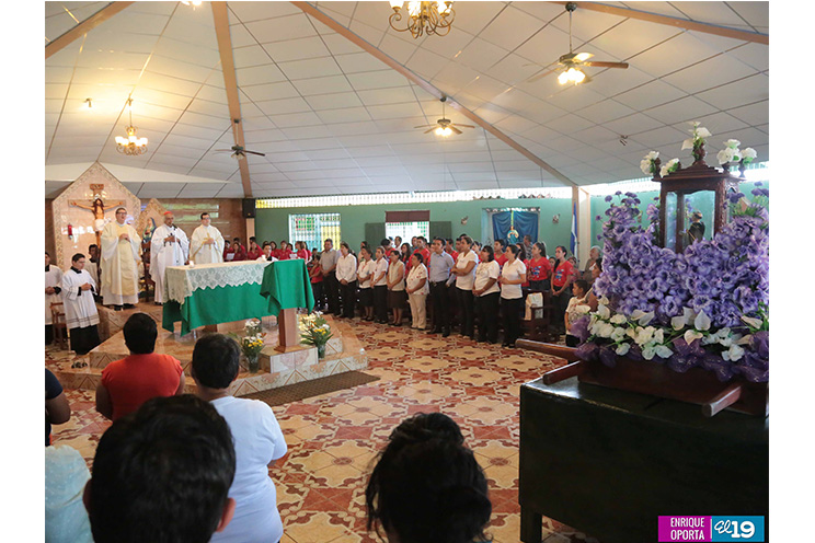 Santo Domingo de abajo recorre calles del barrio Cristo del Rosario