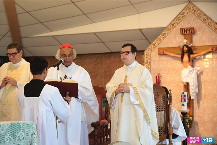 Santo Domingo de abajo recorre calles del barrio Cristo del Rosario