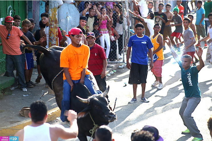 Los managuas despiden a Santo Domingo con corrida de toros