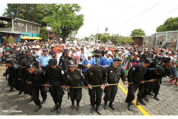 Santo Domingo de Guzmán regresa a su morada en Las Sierritas