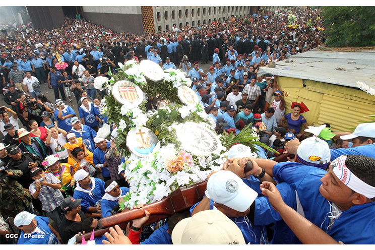 Santo Domingo de Guzmán regresa a su morada en Las Sierritas