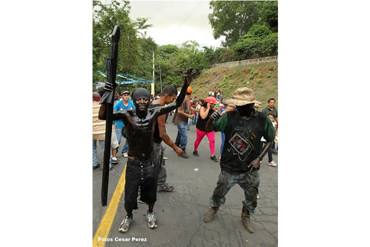 Fiestas de Santo Domingo concluyen con regreso de la milagrosa imagen a Las Sierritas