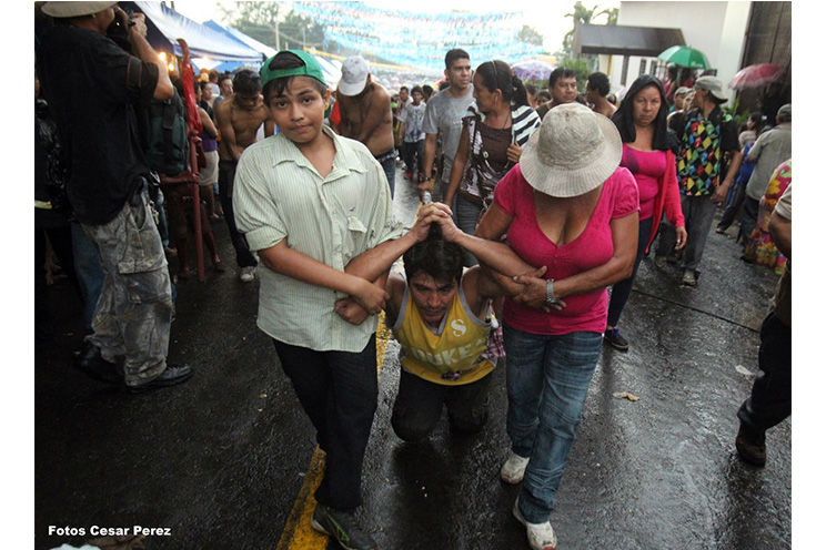 Fiestas de Santo Domingo concluyen con regreso de la milagrosa imagen a Las Sierritas