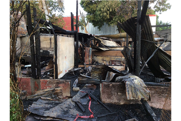 Un muerto en voraz incendio en el Barrio Santa Rosa