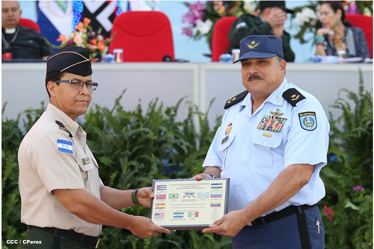Presidente Daniel: Ejército de Nicaragua nació para la Vida