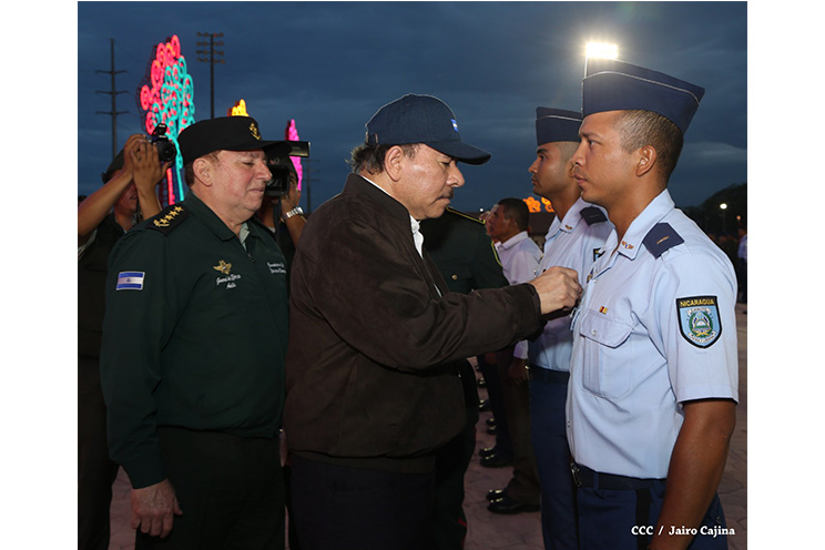 Presidente Daniel: Ejército de Nicaragua nació para la Vida
