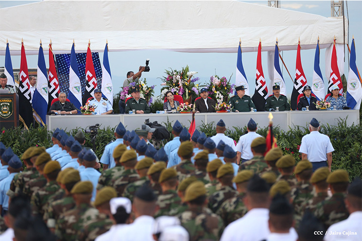 Presidente Daniel: Ejército de Nicaragua nació para la Vida