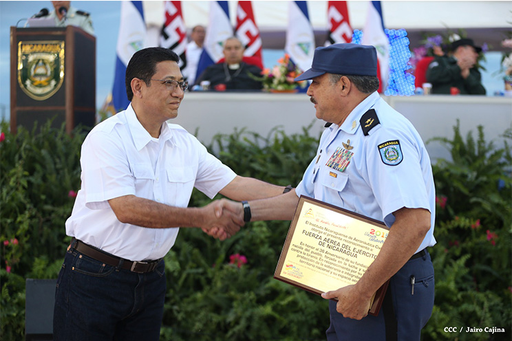 Presidente Daniel: Ejército de Nicaragua nació para la Vida