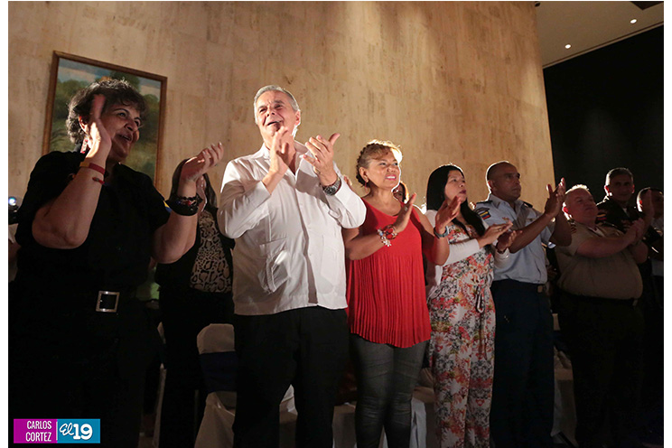Nicaragua rinde homenaje musical a Fidel, Tomás y Chávez