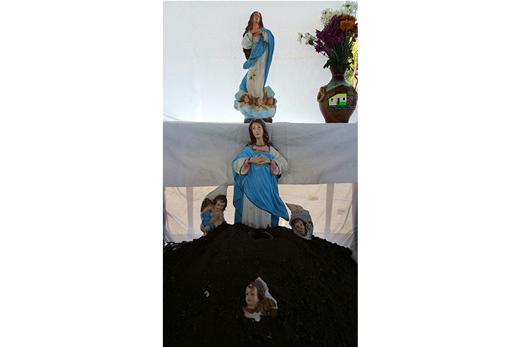 Virgen María peregrina junto a las familias leonesas en el Volcán Cerro Negro