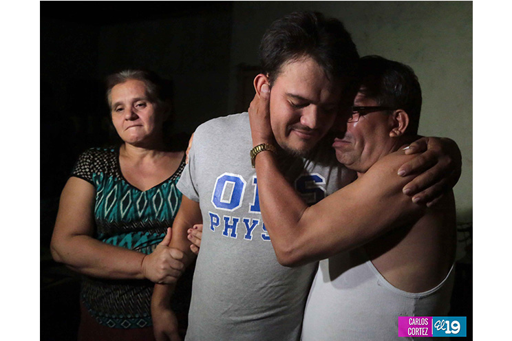 Gobierno Sandinista da caluroso recibimiento a repatriados que sobrevivieron a la ‘Pesadilla Americana’