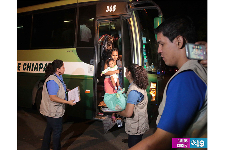 Gobierno Sandinista da caluroso recibimiento a repatriados que sobrevivieron a la ‘Pesadilla Americana’