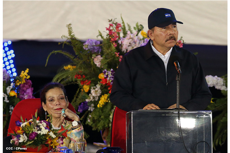 Presidente Daniel reconoce labor de la Fuerza Naval en su 35 aniversario