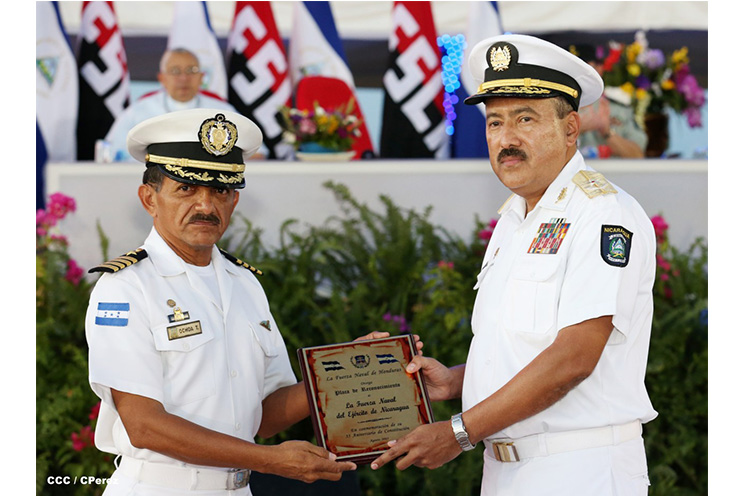 Presidente Daniel reconoce labor de la Fuerza Naval en su 35 aniversario