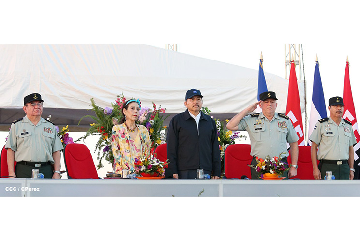 Presidente Daniel reconoce labor de la Fuerza Naval en su 35 aniversario