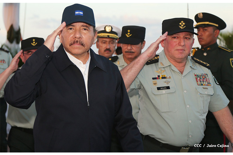 Presidente Daniel reconoce labor de la Fuerza Naval en su 35 aniversario