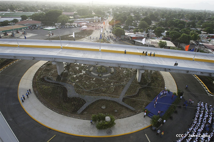 Capitalinos destacan belleza, magnitud y trascendencia histórica del nuevo paso a desnivel de Rubenia
