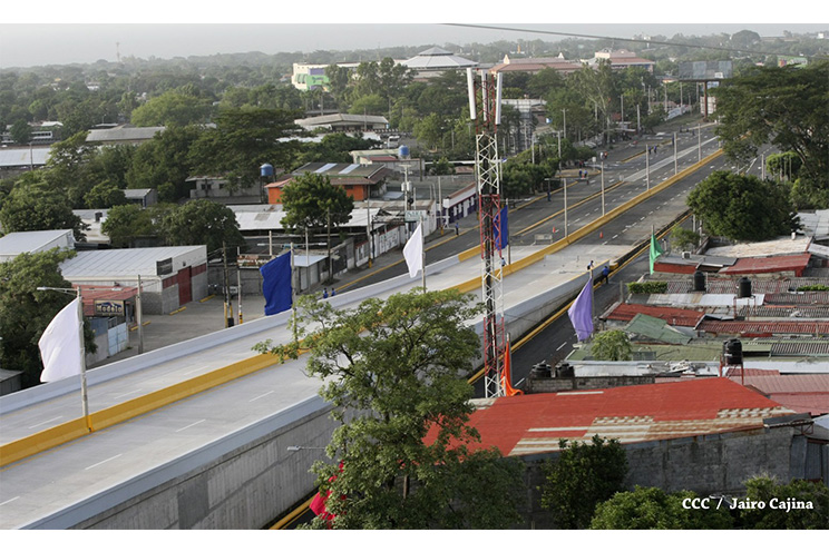Capitalinos destacan belleza, magnitud y trascendencia histórica del nuevo paso a desnivel de Rubenia