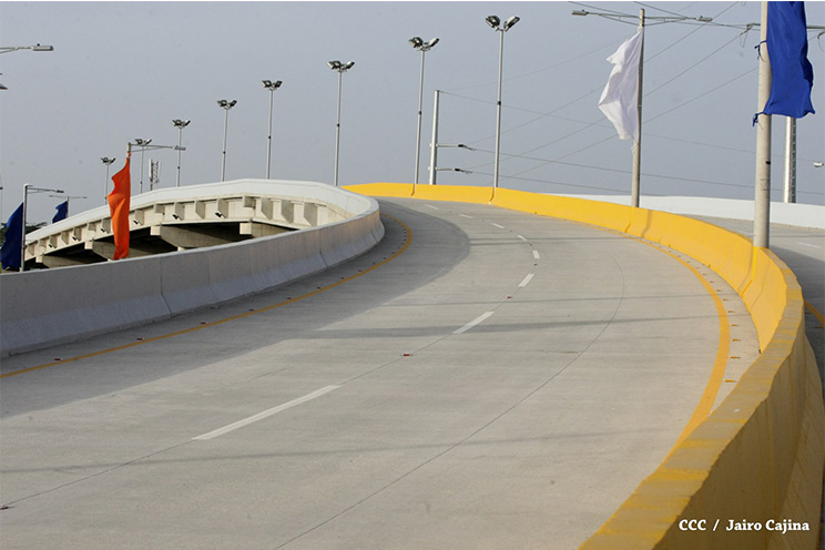 Capitalinos destacan belleza, magnitud y trascendencia histórica del nuevo paso a desnivel de Rubenia
