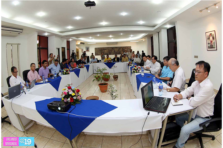Delegación de expertos taiwaneses sostienen encuentro con autoridades de gobierno