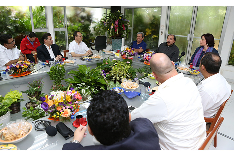 Presidente Daniel se reúne con representantes del Centro de Coordinación para la Prevención de Desastres Naturales (CEPREDENAC)