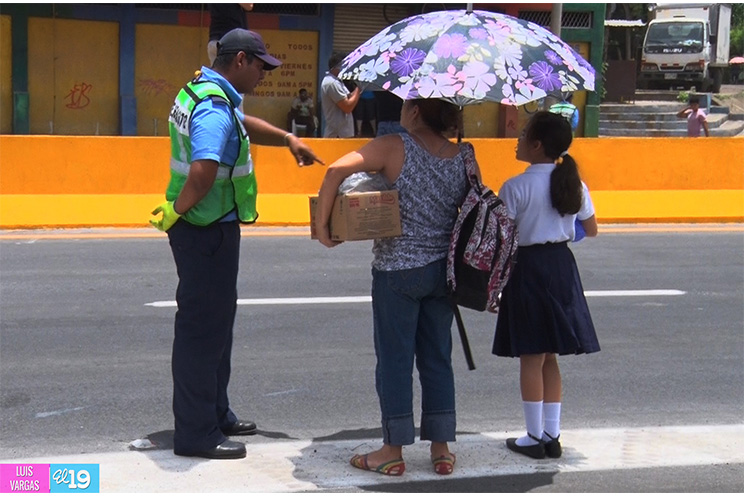 Autoridades de la comuna instan a la población a hacer uso de pasos peatonales en Rubenia