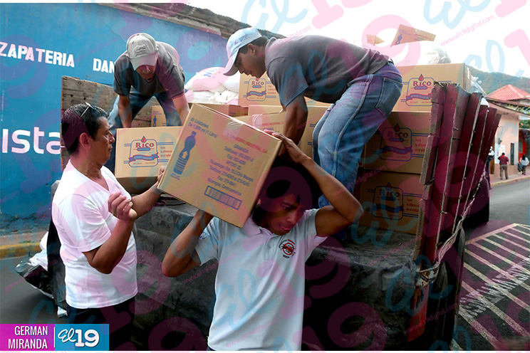 Gobierno continúa llevando miles de paquetes alimentarios a familias del Corredor Seco