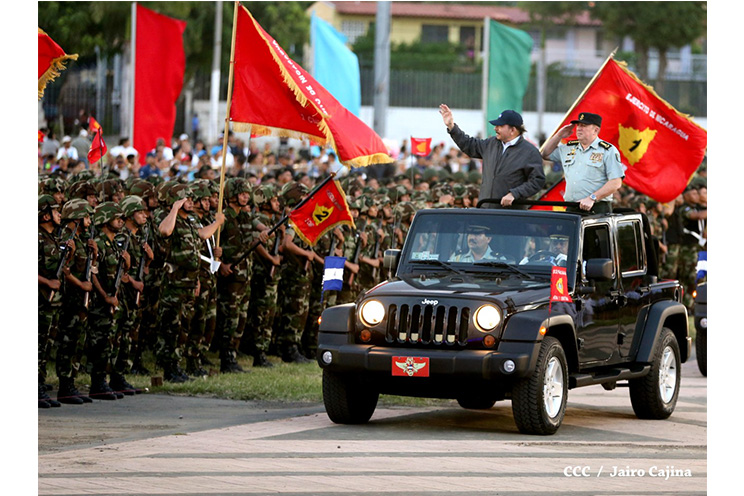 Presidente Daniel encabeza Desfile Militar del Ejército de Nicaragua