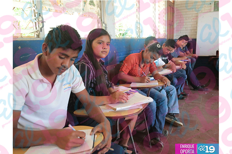 Secundaria Rural a Distancia garantiza el futuro de los jóvenes nicaragüenses