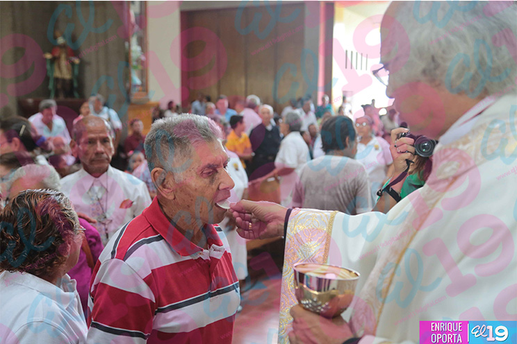 Cardenal Brenes lamenta violencia originada por grupos opositores