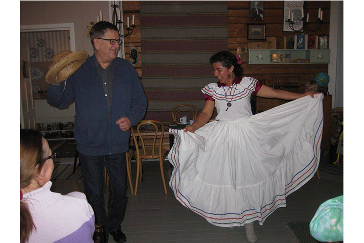 Ana Gutiérrez Sorainen, achuapeña en Finlandia, orgullosa de sus raíces pinoleras