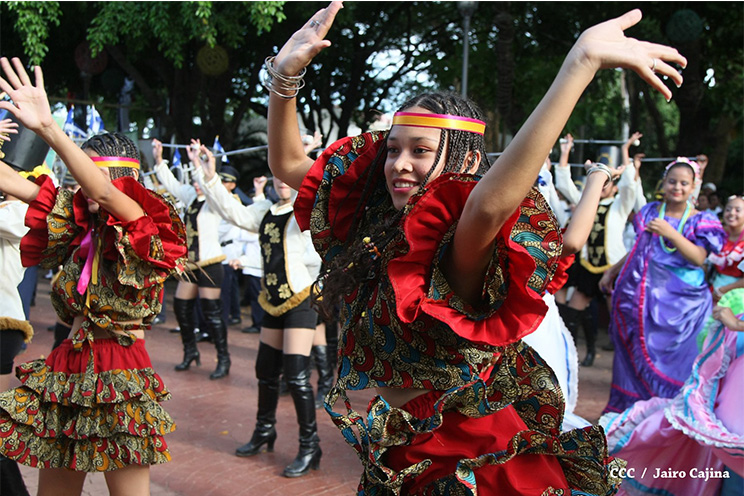 Celebran en Nicaragua 194 aniversario de independencia centroamericana