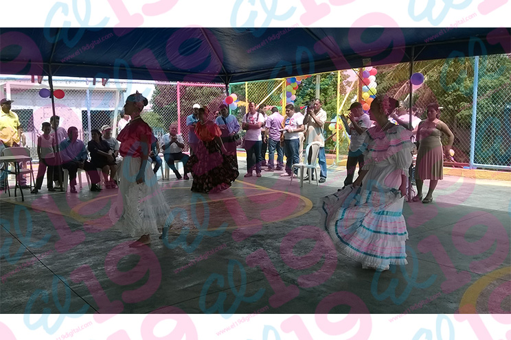 ALMA y MTI inauguran remozamiento de cancha multiusos en barrio 18 de Mayo