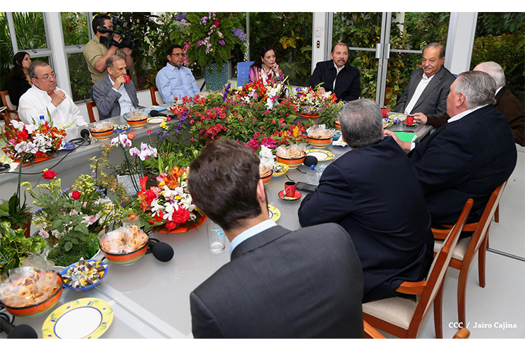 Presidente Daniel y Compañera Rosario sostienen encuentro con el empresario mexicano Carlos Slim