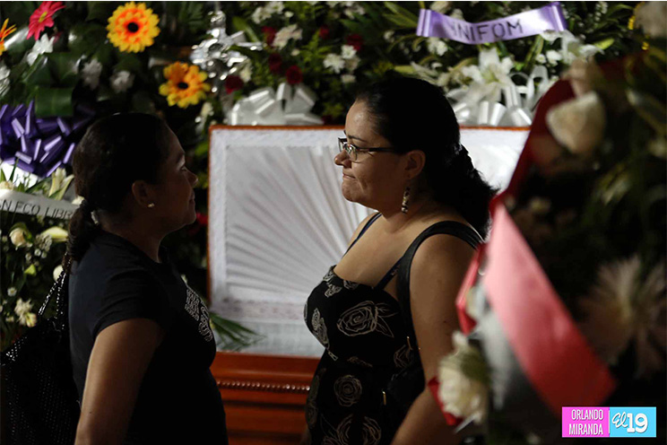 Familia sandinista da último adiós a la compañera Emma Rosa Pérez, secretaria política de San Francisco Libre