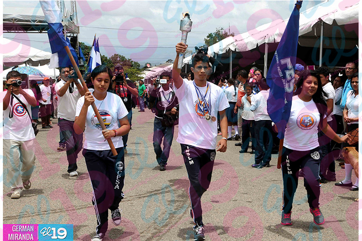 Antorcha de la Libertad comienza a recorrer suelo nicaragüense