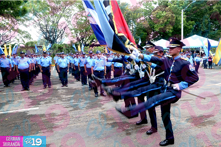 Policía Nacional realiza ascenso en grados a 200 oficiales de Seguridad Personal