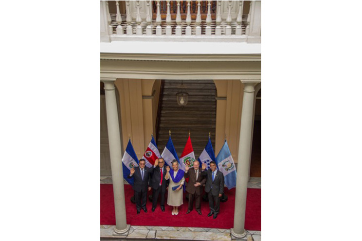 Celebran 194 Aniversario de la Independencia Centroamericana en el Perú