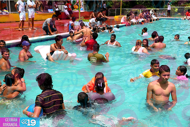 Familias disfrutan de ambiente vacacional en Xilonem