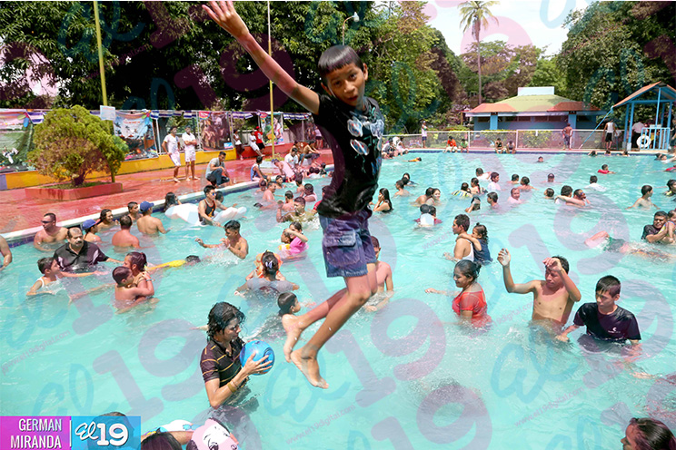 Familias disfrutan de ambiente vacacional en Xilonem
