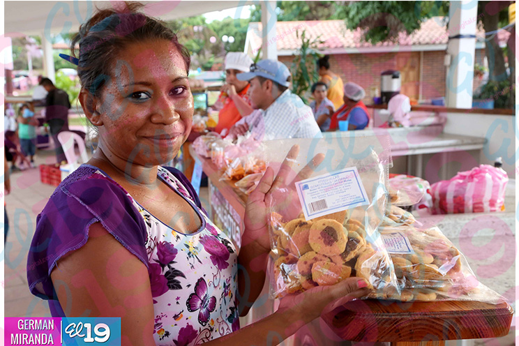Tiangues de la Avenida lucen llenos del espíritu de paz y alegría que vive Nicaragua
